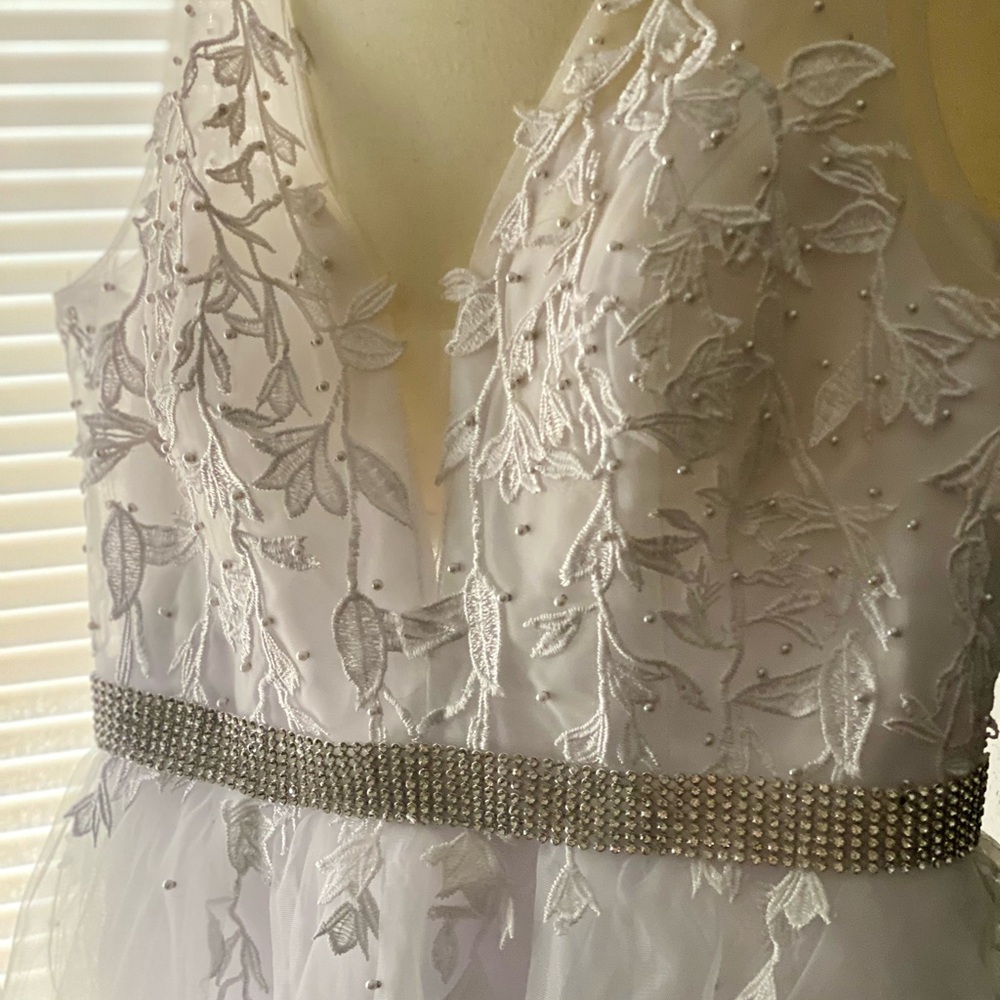 Elegant White Floral Embroidered Dress